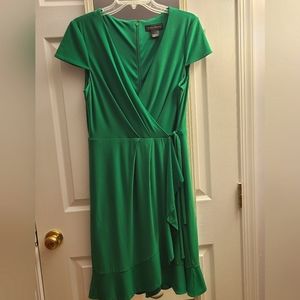 Jessica Howard green dress